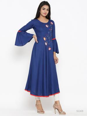 Women'S Rayon Solid Applique Work Anarkali Kurta (Blue) 4