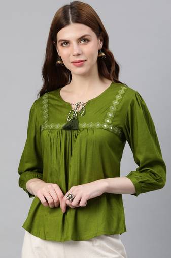 Women'S Green Rayon Slub Mirror Work Regular Top