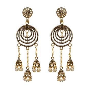 Classic Golden Round Circle And Round Tassel Earrings 3