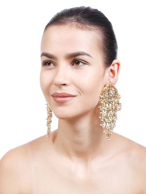 Malvika Kundan Chandbali Earrings 1