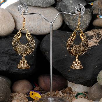 Spunky Golden Chandbali With Small Jhumki Earrings For Women 3
