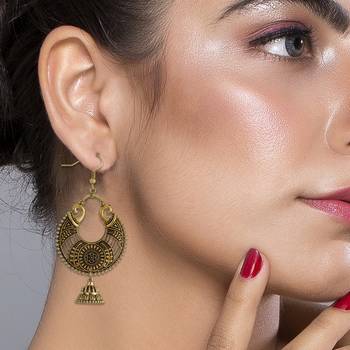 Spunky Golden Chandbali With Small Jhumki Earrings For Women 4