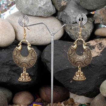 Eye-Catching Chandbali Unique Golden Earrings For Women 3