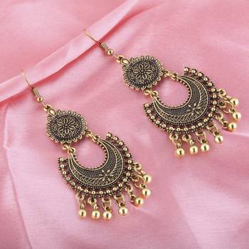 Appealing Golden Round With Chandbali Dangler Earrings For Women 2
