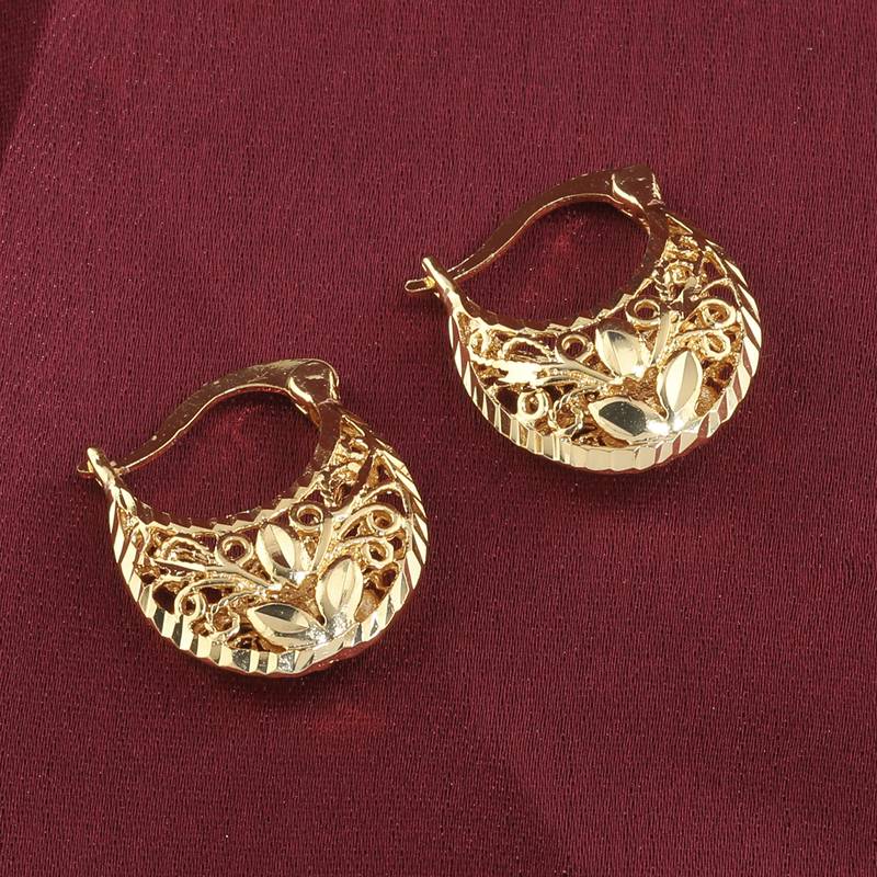Lovely Gold Well Polished Hollow Design Hoop Bali Earring For Girls And Women
