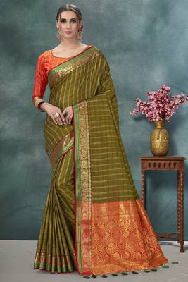 Green plain silk saree with blouse 2