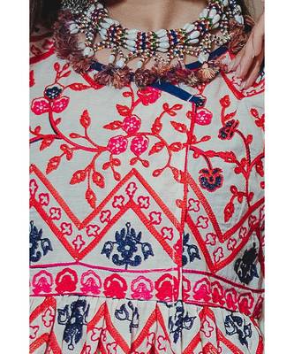 White kedia and tulip pants set with traditional motifs 4