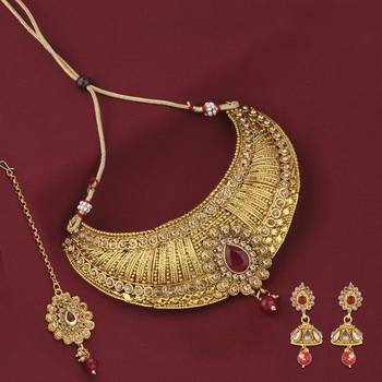 Elegant Traditional Gold Plated Choker Jewellery Set For Girls And Women 2