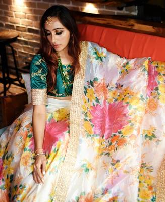 OFF WHITE Pink Embroidered Organza Semi Stitched Lehenga 3