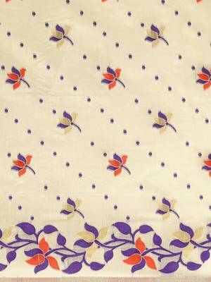 Cream Woven Cotton Poly Saree With Blouse 3