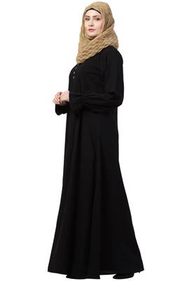 Black Color A Pleated Abaya 3