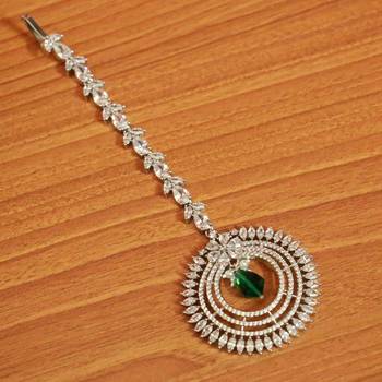 Green Onyx Maang-Tikka 1