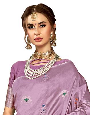 Purple woven kanchipuram silk saree with blouse 2
