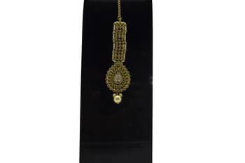 Gold cubic zirconia maang-tikka 2
