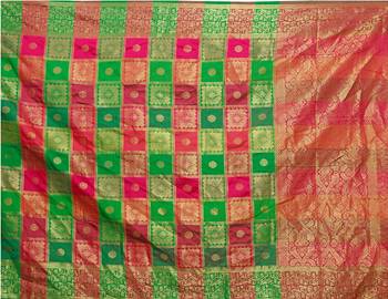 Kimisha Green, Multicolor Sana Silk Jacquard Work Checks Pattern Saree With Running Blouse 4