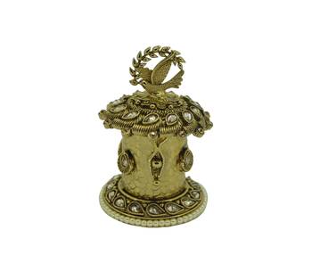 Gold cubic zirconia jewellery-box 1