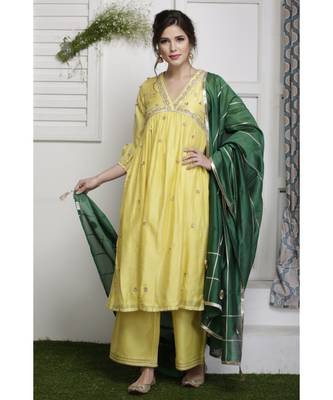 Peela Hara Kurta Set 6