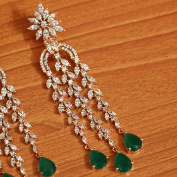 Green Emerald       Danglers-Drops 2