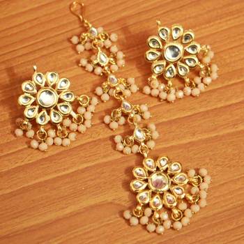Faun Crystal Kundan Meenakari Tikka With Earrings 1