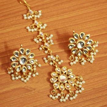 White Pearl Earrings 1