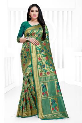 Green hand woven banarasi silk saree with blouse 1