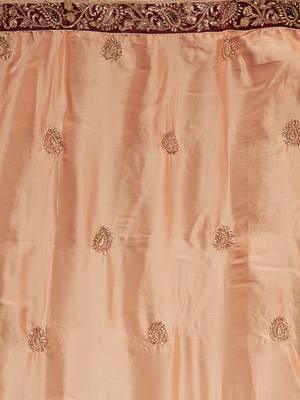 Beige Coloured Solid Cotton Silk Saree With Blouse Piece 3