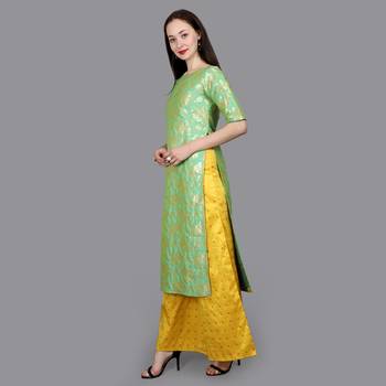 Green Brocade High Slit Kurta 2