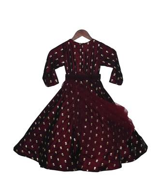 Maroon Velvet Dress With Net Dupatta  2
