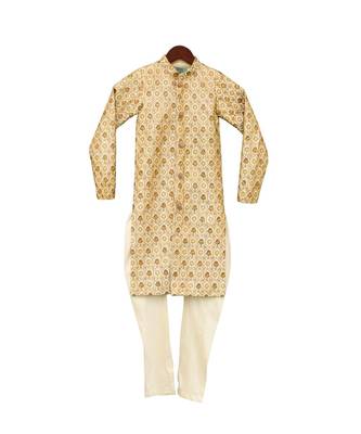 Golden Beige Embroidery Ajkan 1