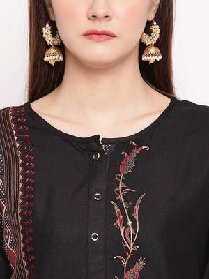Black Embroidery With Print  Staright Kurti 5