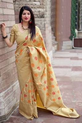 Cream woven pure silk saree with blouse 1