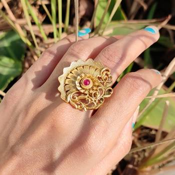 Gold rings 1