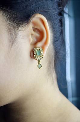 Green cubic zirconia earrings 3