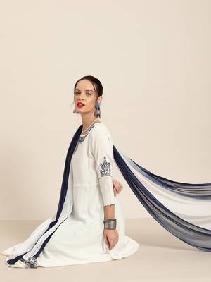 Women's White embroidered anarkali with printed palazzo and ombre dupatta 2