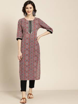 Women's Maroon embroidered printed straight kurta with black solid pant 1