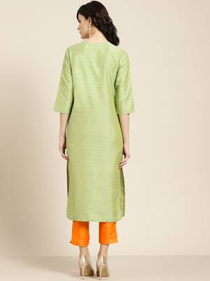 Women's Green handloom embroidered straight kurta with solid orange pant 3
