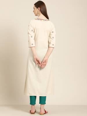 Women's Off white embroidered a line kurta With Solid Pant 3