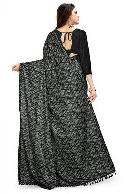 Green printed lycra saree with blouse 4