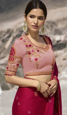 Dark Pink Embroidered Silk Blend Saree With Blouse 3