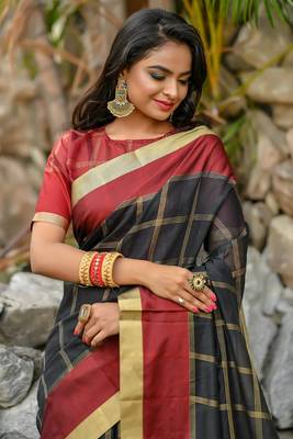 Black Chanderi Cotton-weaving zari checks weaves saree with Blouse 2