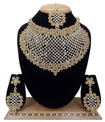 White jewellery 1