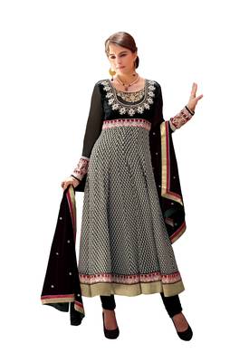 Black embroidered georgette salwar 1