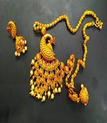 Gold necklace-sets