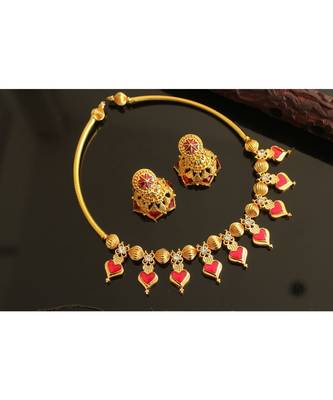 Beautiful Gold Tone Kemp Designer Necklace Set  1