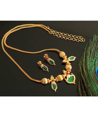 Gorgeous Gold Tone Green Palakka Nagapadam Necklace Set Dj28304 1