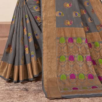 Grey woven Cotton Blend saree with blouse 3