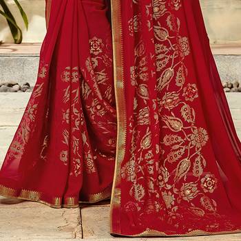 Red printed Georgette saree with blouse 3