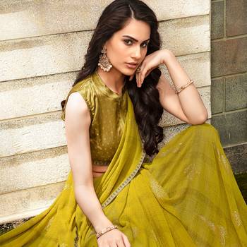 green printed Georgette saree with blouse 2