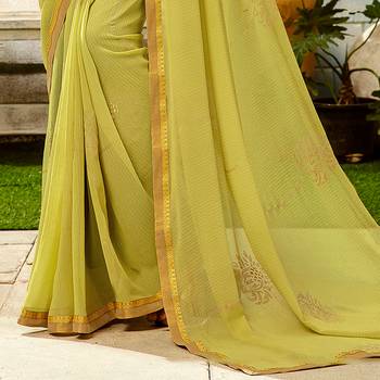 Green printed Georgette saree with blouse 3