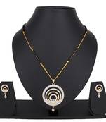 Gold diamond mangalsutra